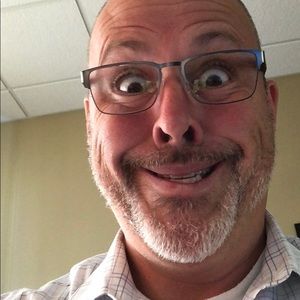 Meet your Posher, Eric